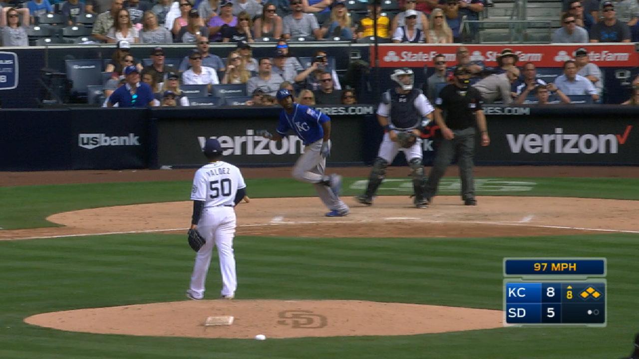 Royals' five-homer day