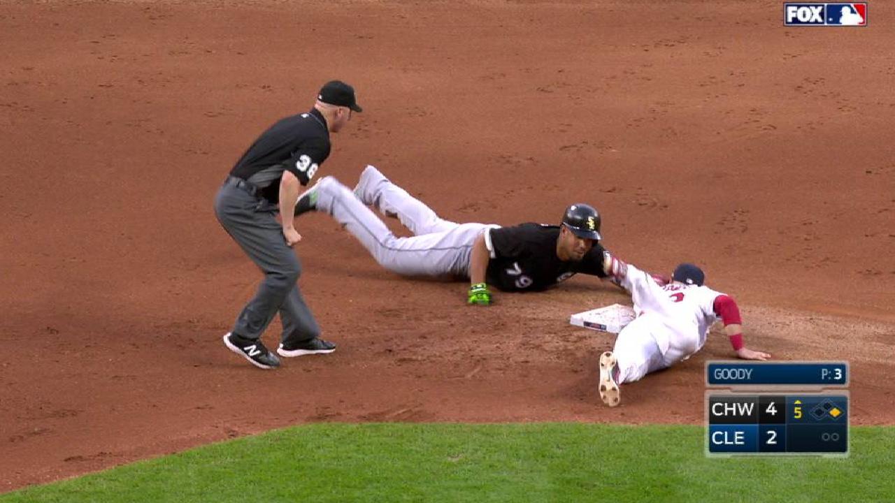 Kipnis tags out Abreu
