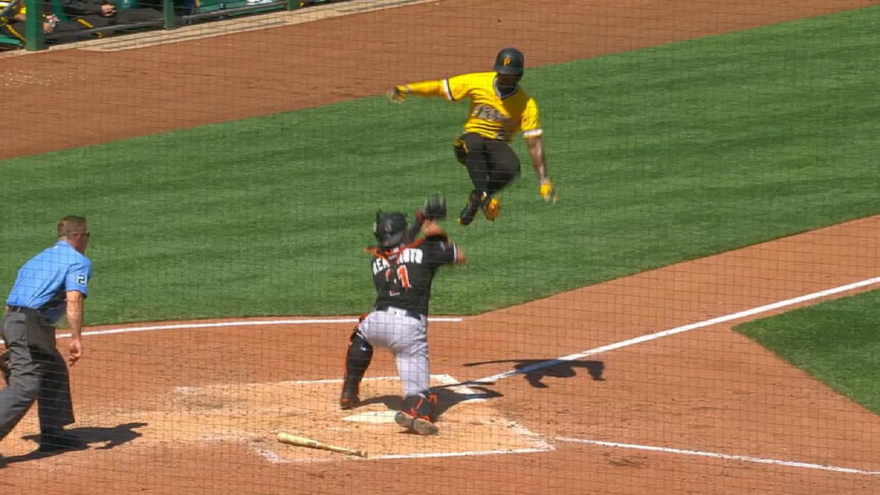 Marlins nab McCutchen, turn two