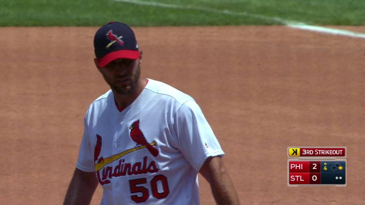 Wainwright strikes out Nola