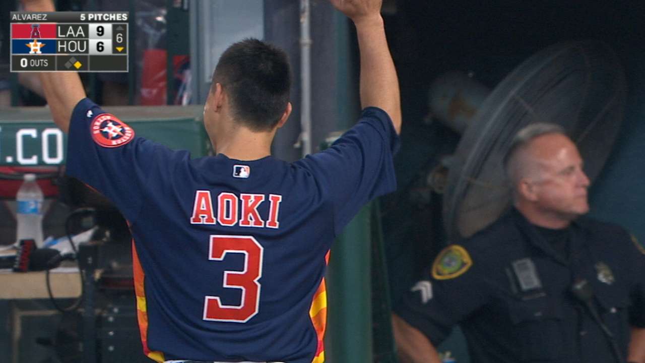 Norichika Aoki llega a los 2,000 imparables como profesional