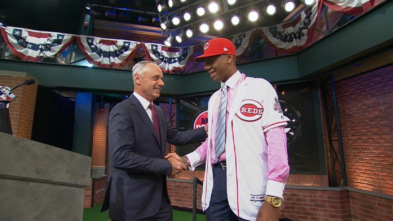 Reds draft RHP Greene No. 2