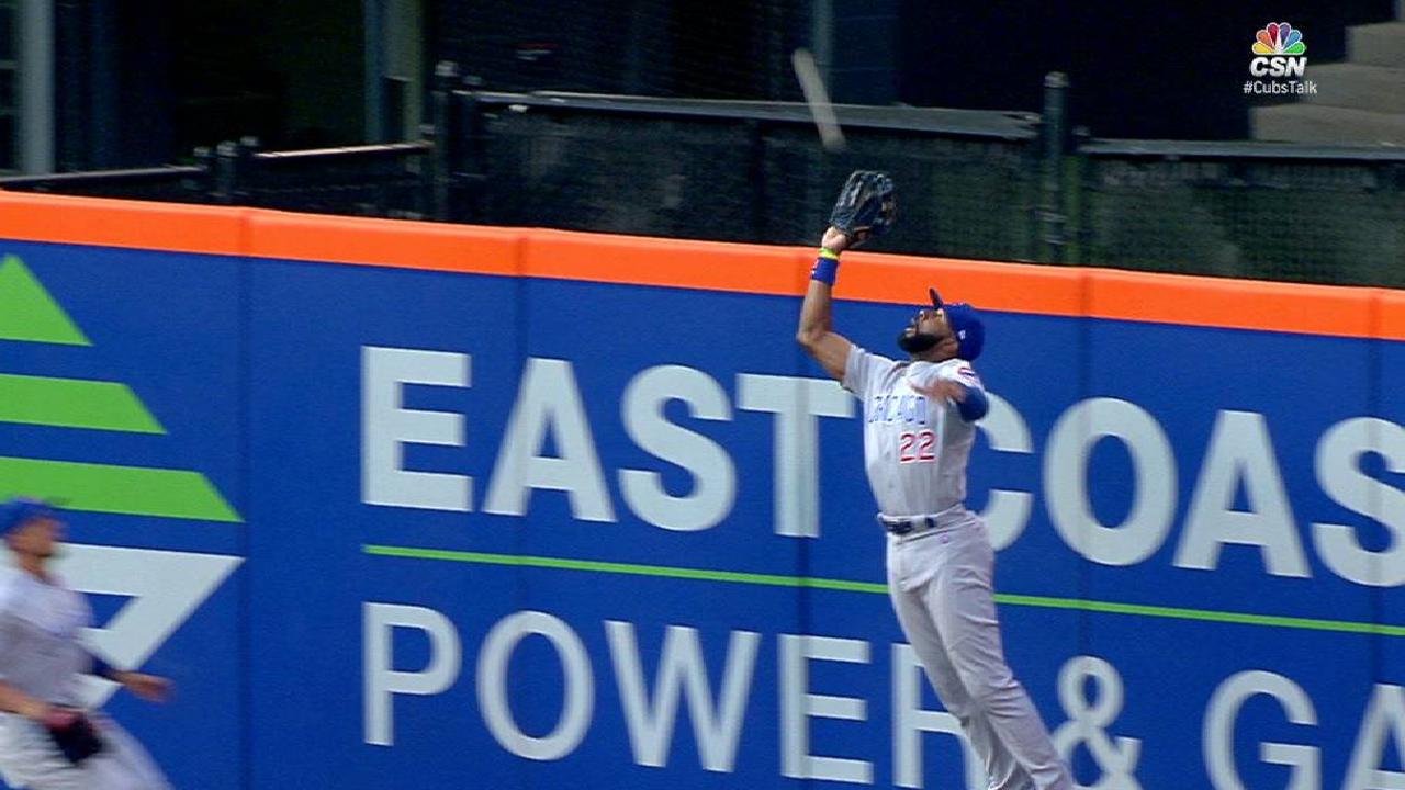 Heyward's leaping grab