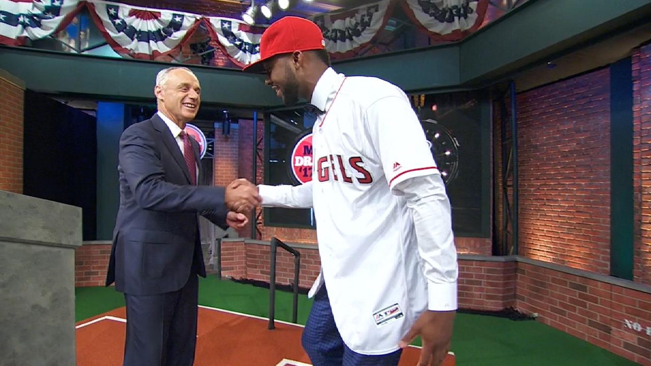 Angels take high school slugger 10th overall
