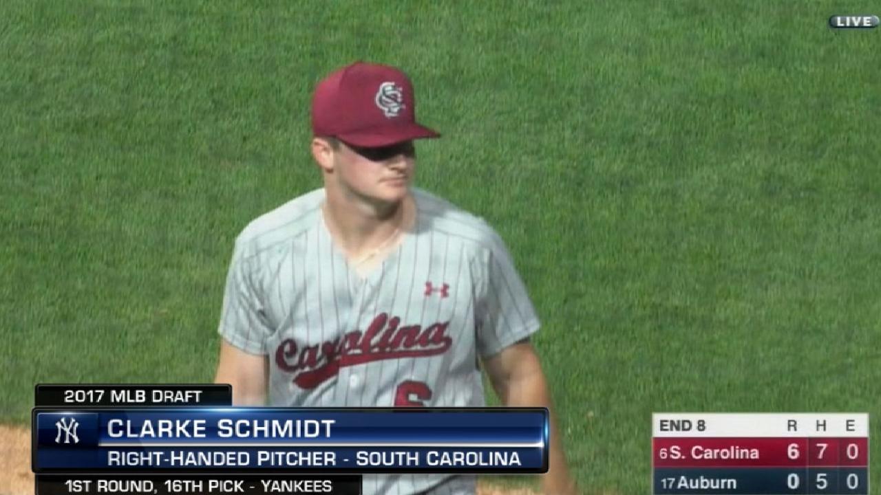 Yankees draft RHP Schmidt No. 16