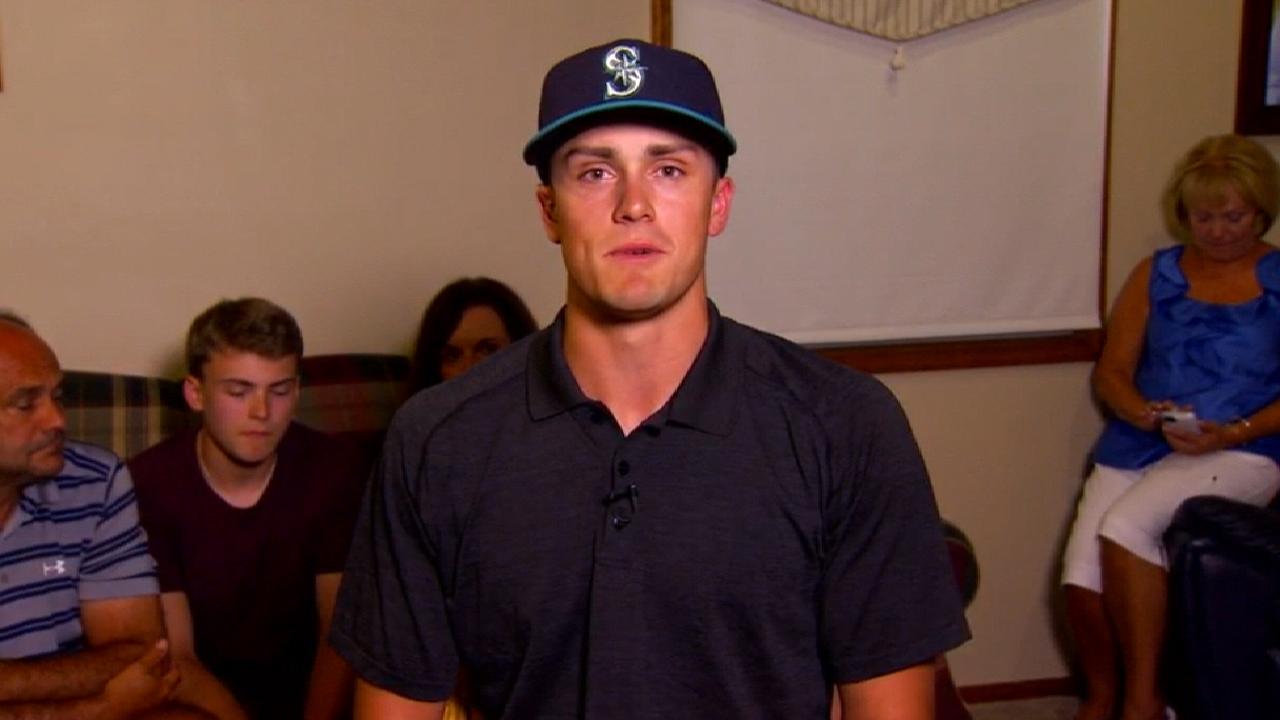White among 26 picks to sign with Mariners