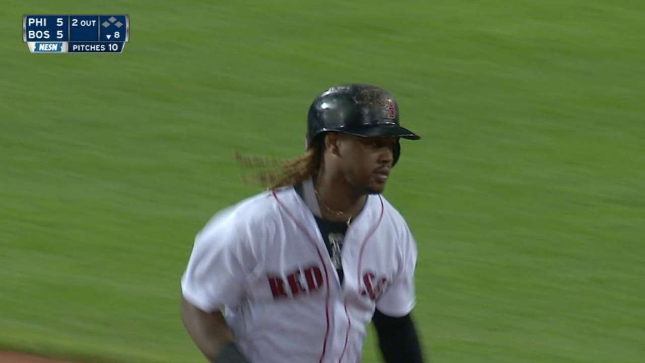 Ramirez's game-tying solo homer