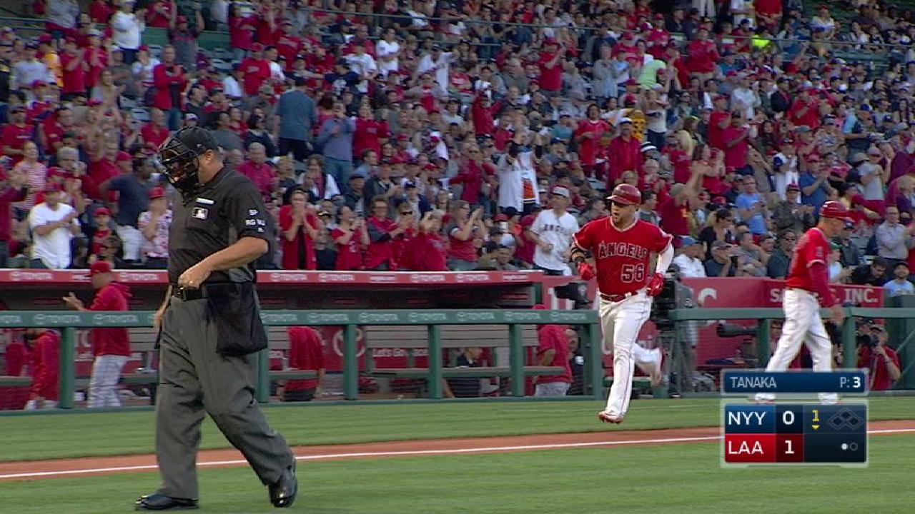 Calhoun's solo home run