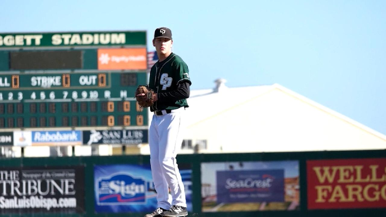 Phils select RHP Howard with pick No. 45