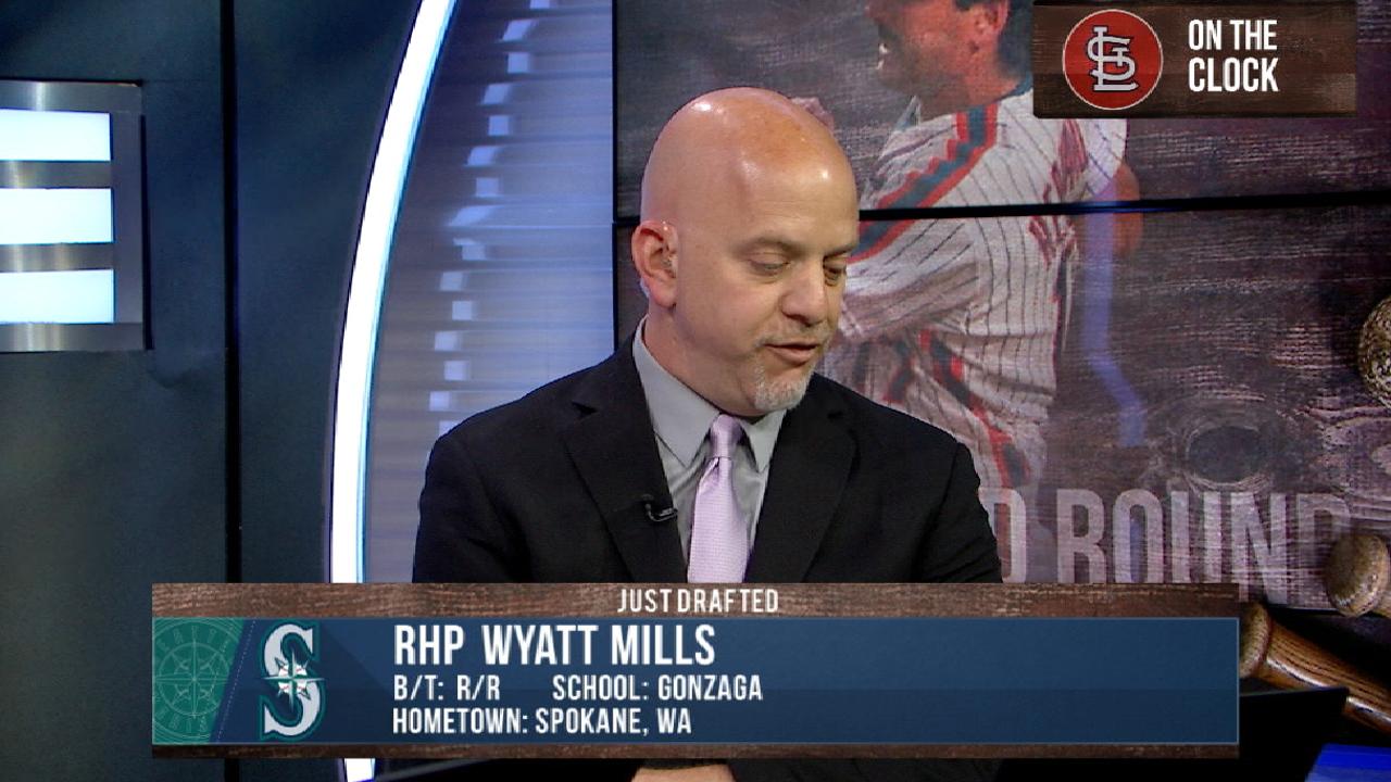 Mills excited to stay in Northwest, join Mariners