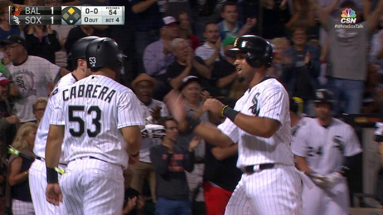 Avisail's two-run double