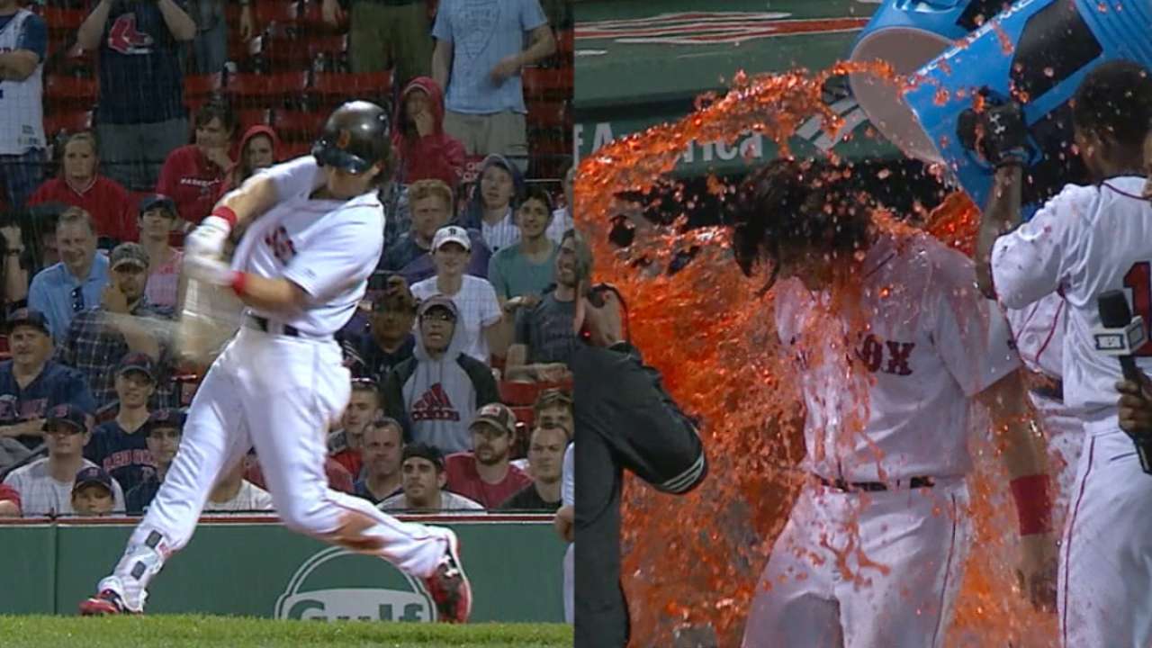 Benintendi, Red Sox walk off on Phils in 12