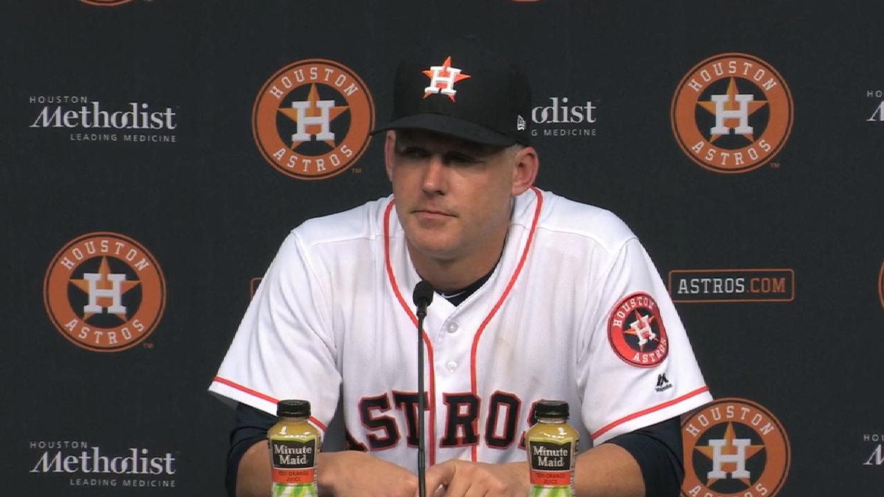 Astros chasing titans of the past