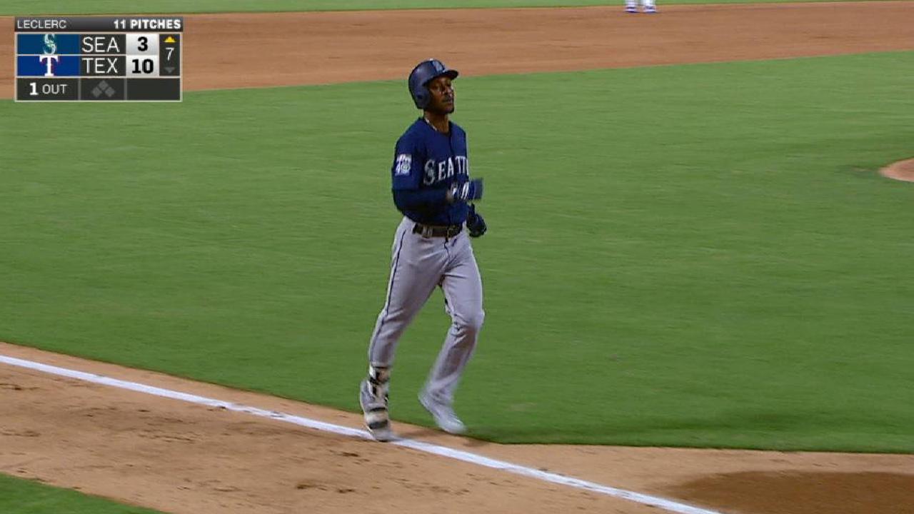 Dyson's solo home run