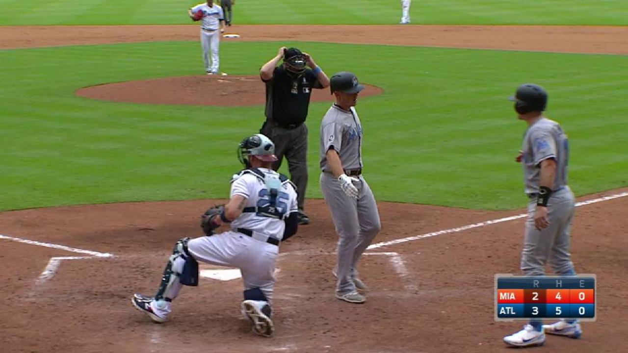 Moore homers, but bullpen loses late lead
