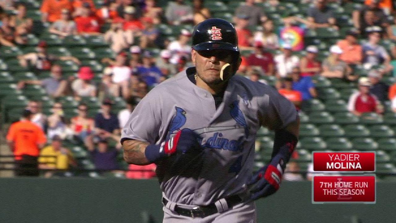 Wainwright, Cards can't contain O's in defeat