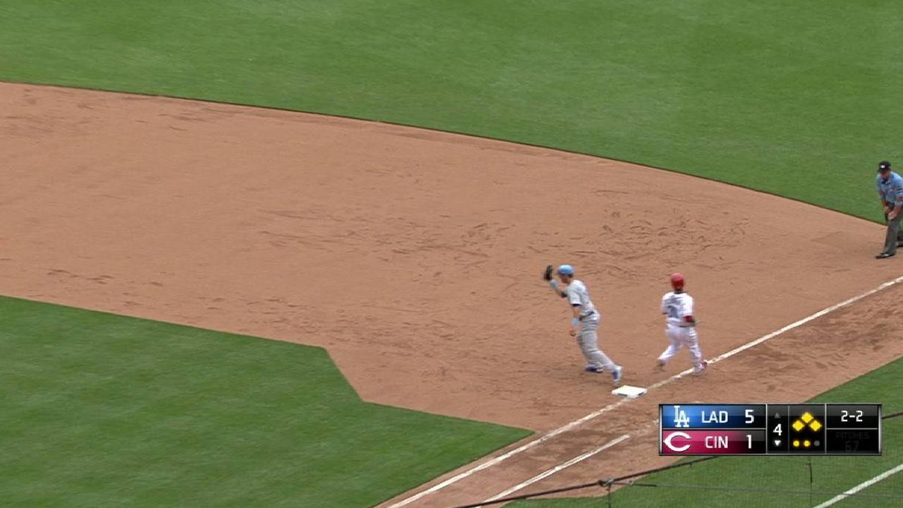 Maeda escapes bases-loaded jam
