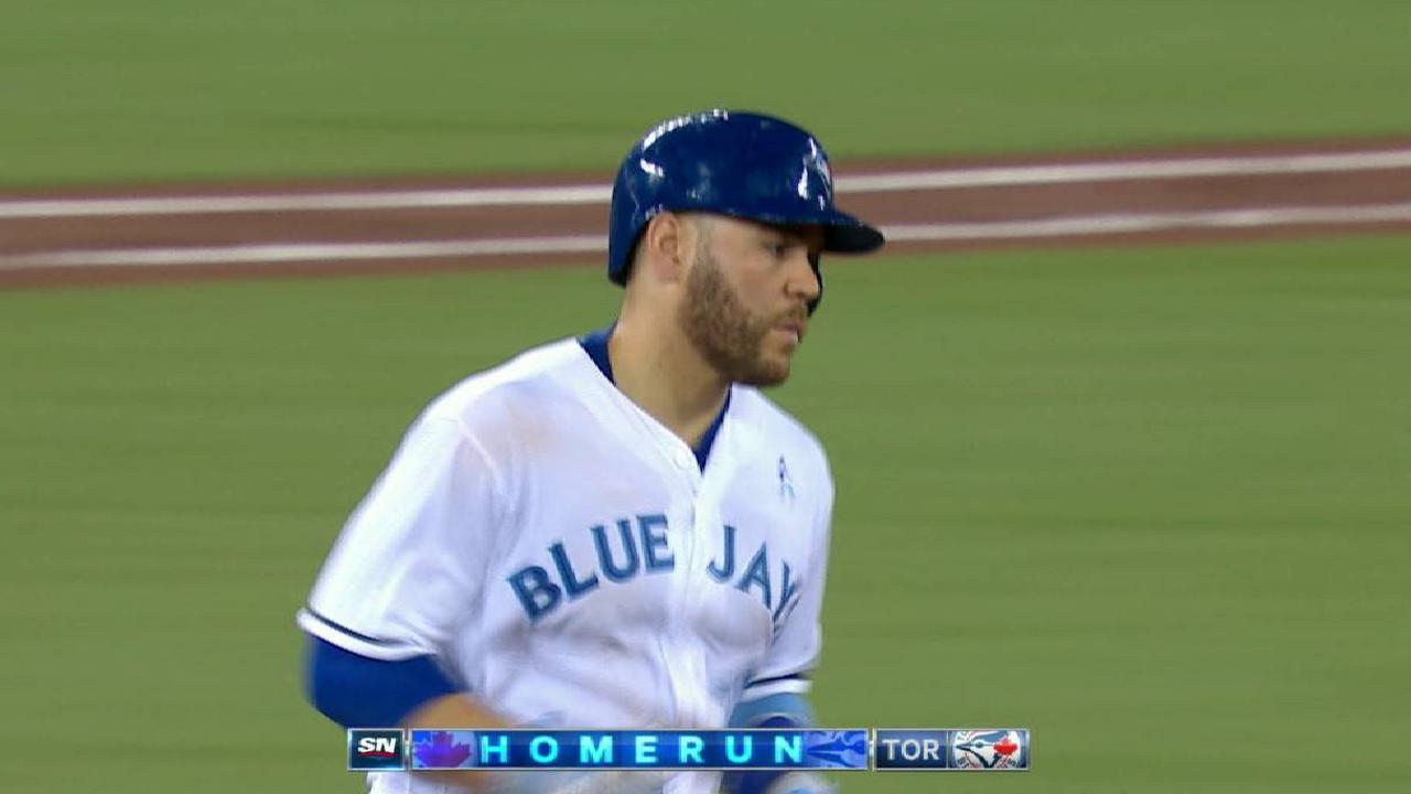 Martin's two-run homer