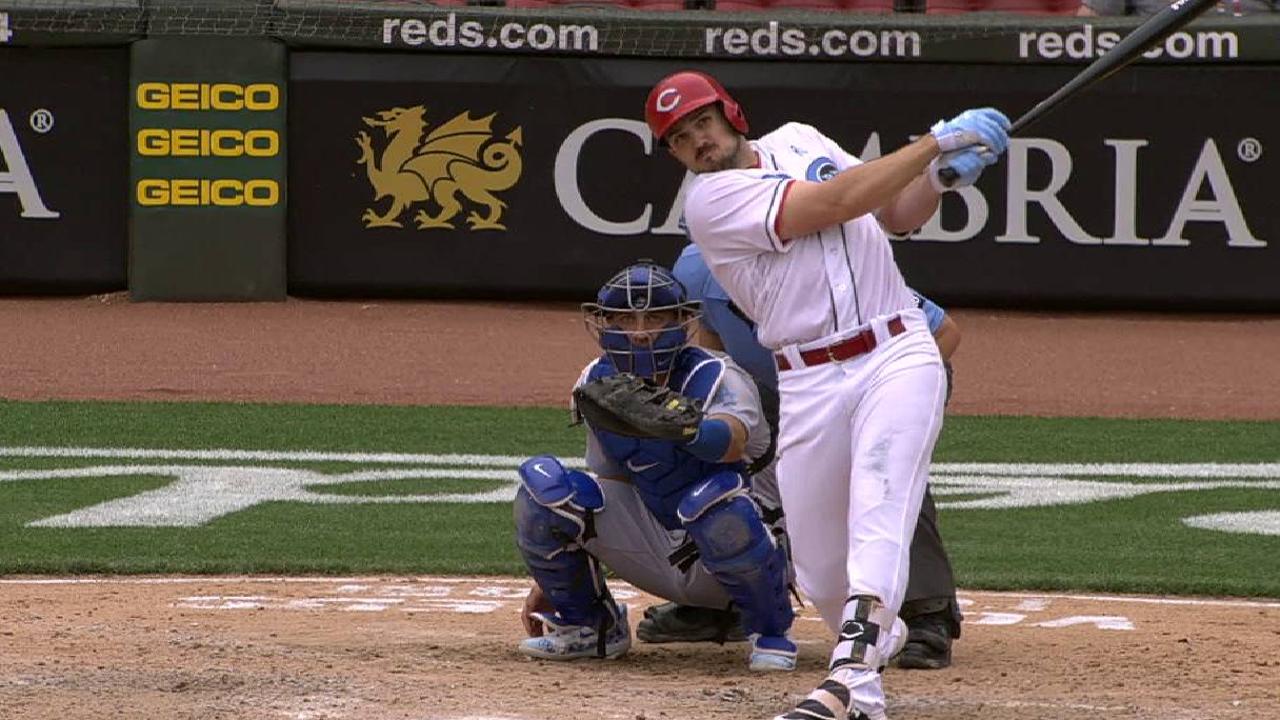 Trio of HRs not enough as Reds fall short