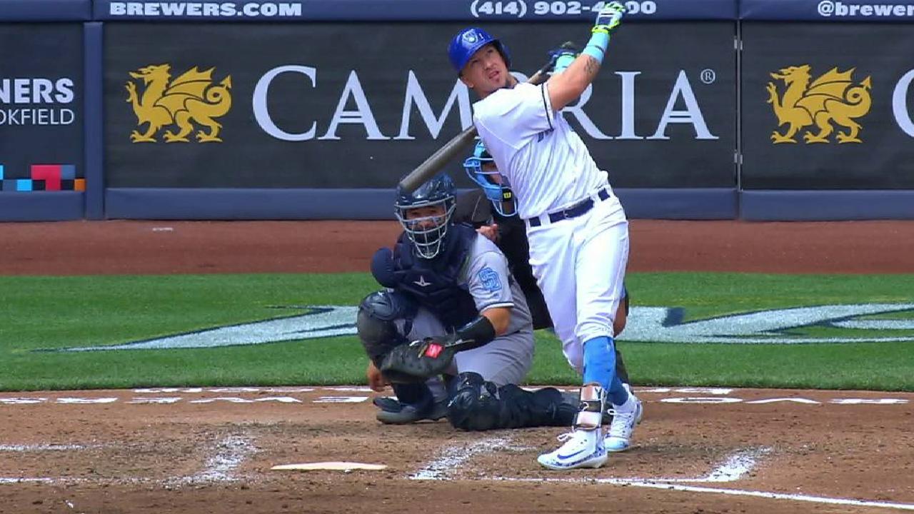 Perez's solo home run