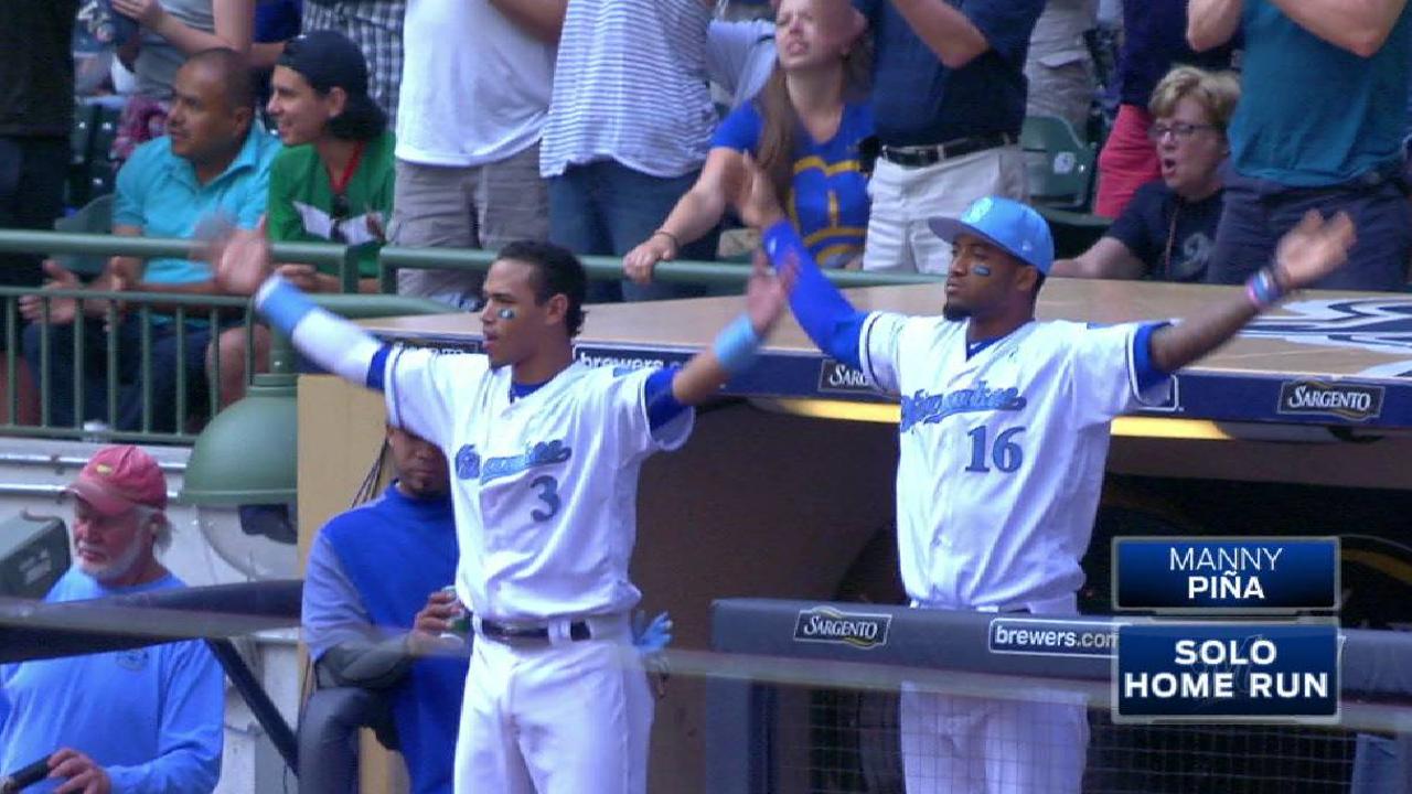Pina's solo home run