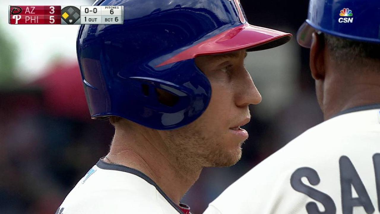 Kelly's RBI double in 6th