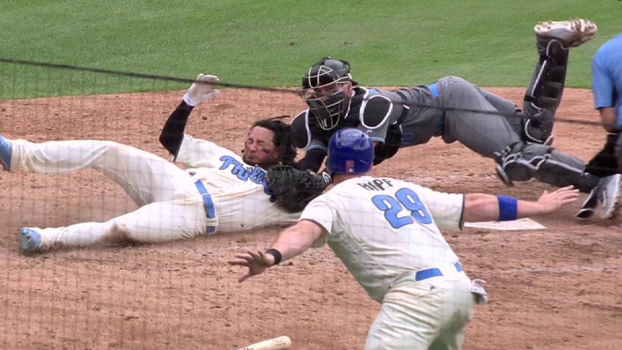 D-backs relay gets out at home