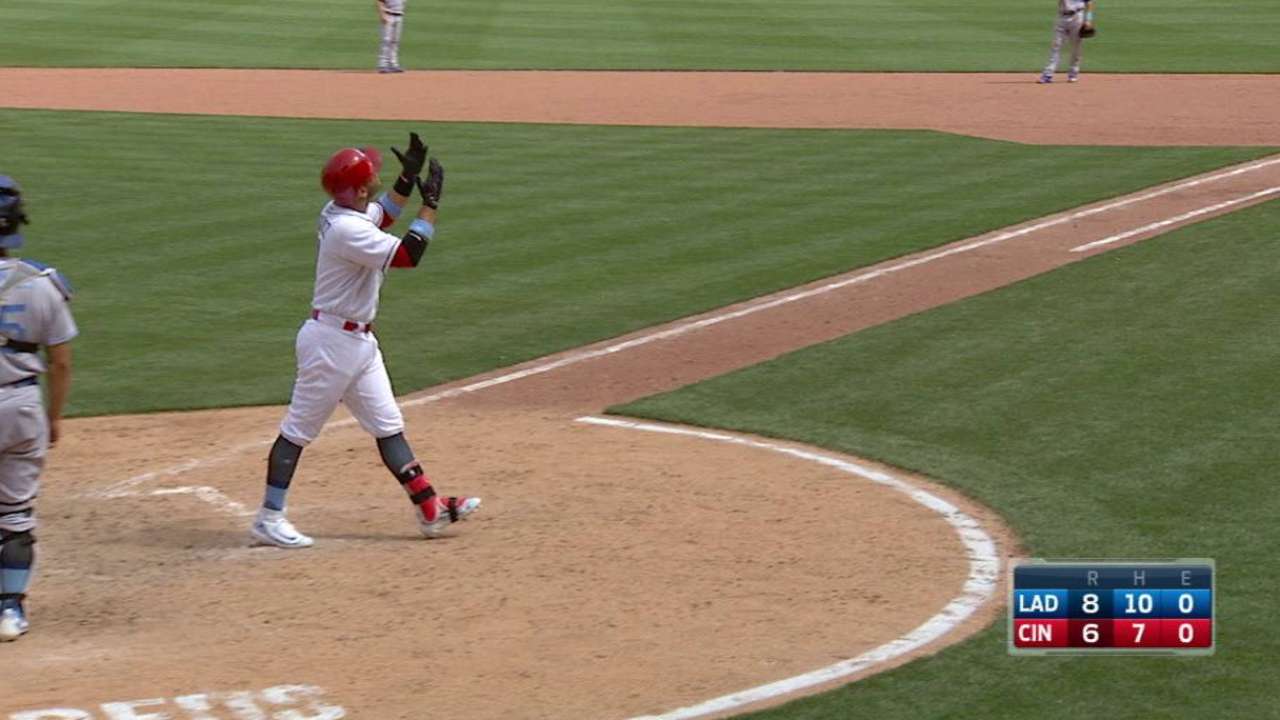 Suarez's solo home run