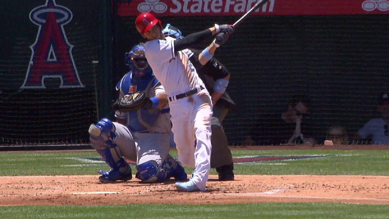 Simmons' RBI single