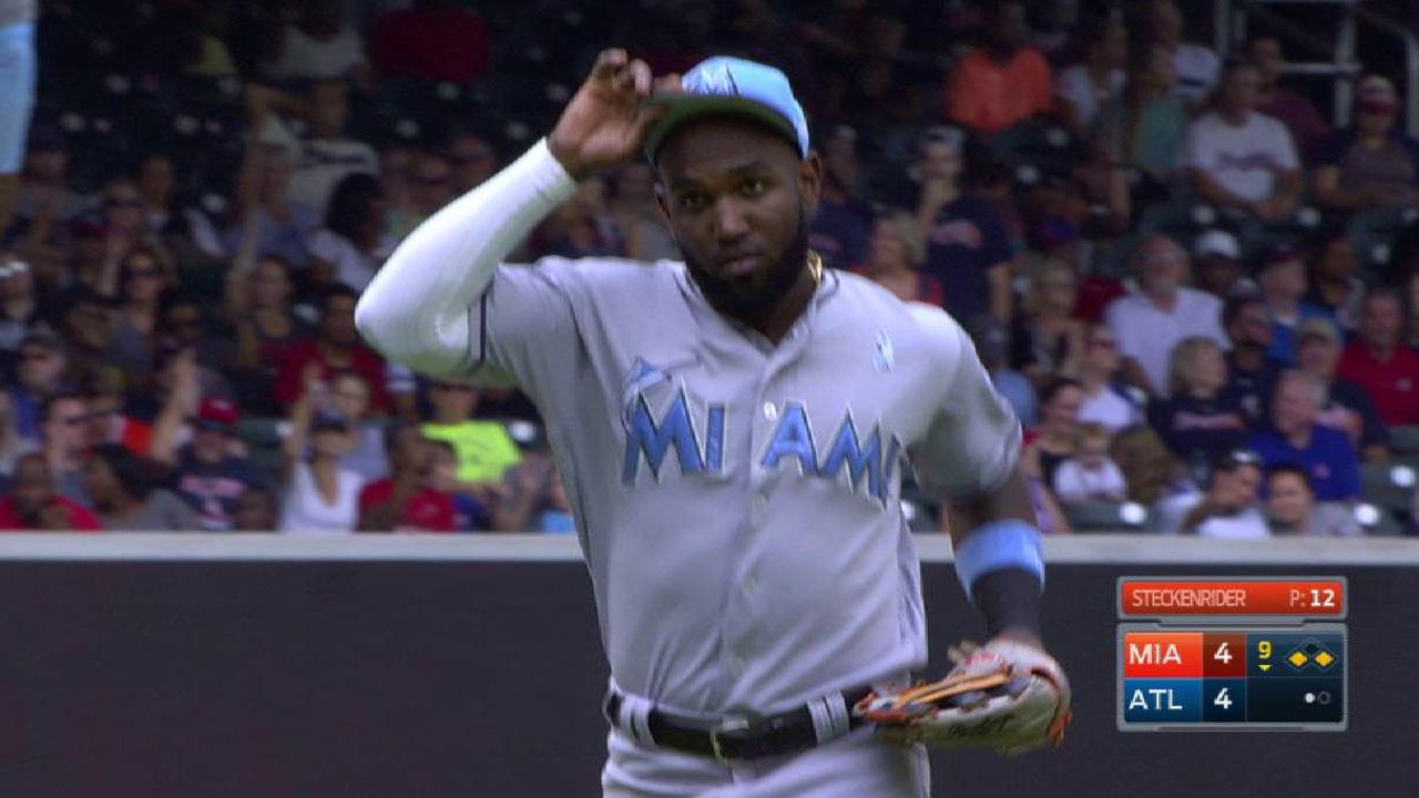 Marlins deploy five-man infield