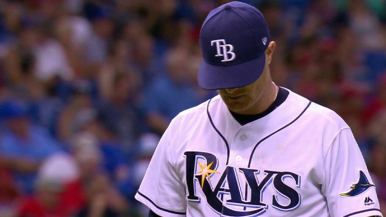 Cobb strands two in the 3rd