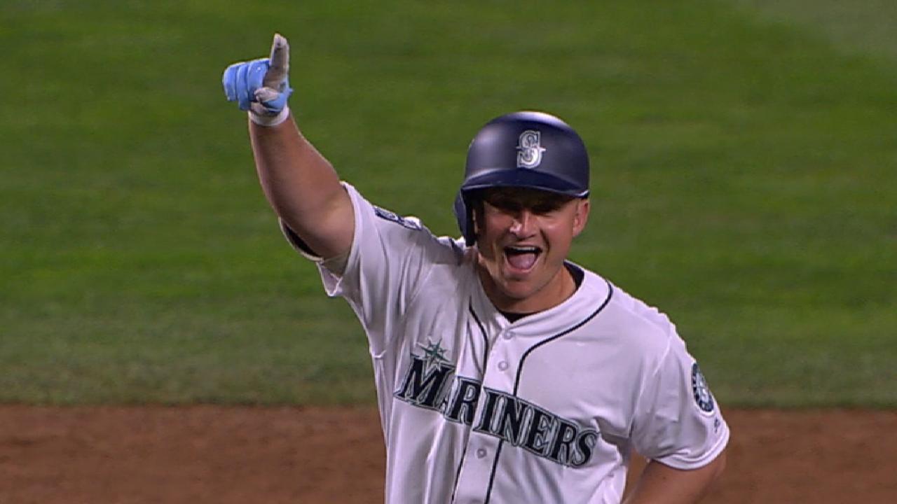 Marineros dejaron tendidos a Tigres con doble de Seager en la 10ma