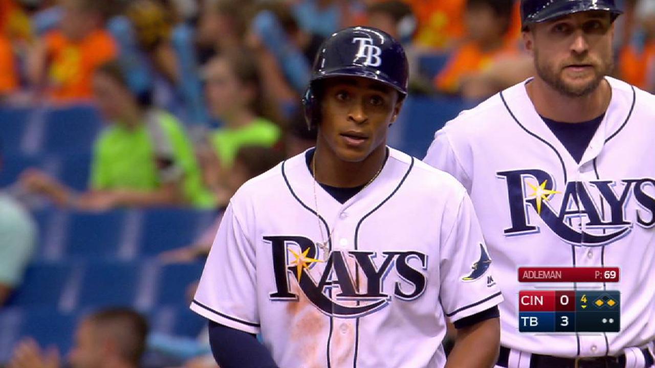 Smith aporta al bate y en defensa en triunfo de Rays