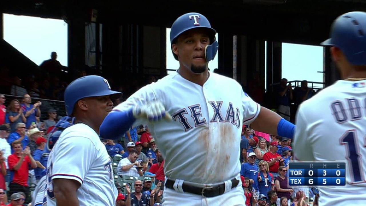 Carlos Gómez dio dos HR en la victoria de Texas sobre Toronto