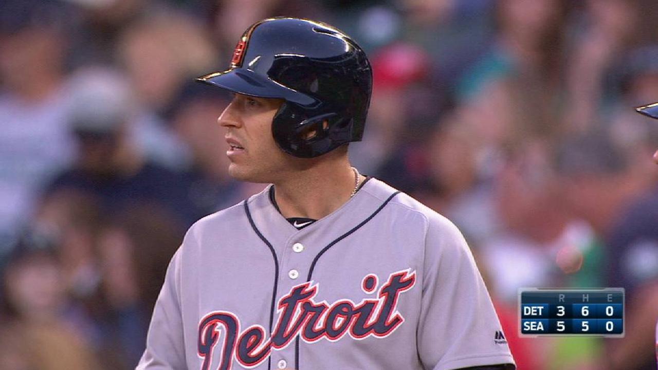 Kinsler's RBI single