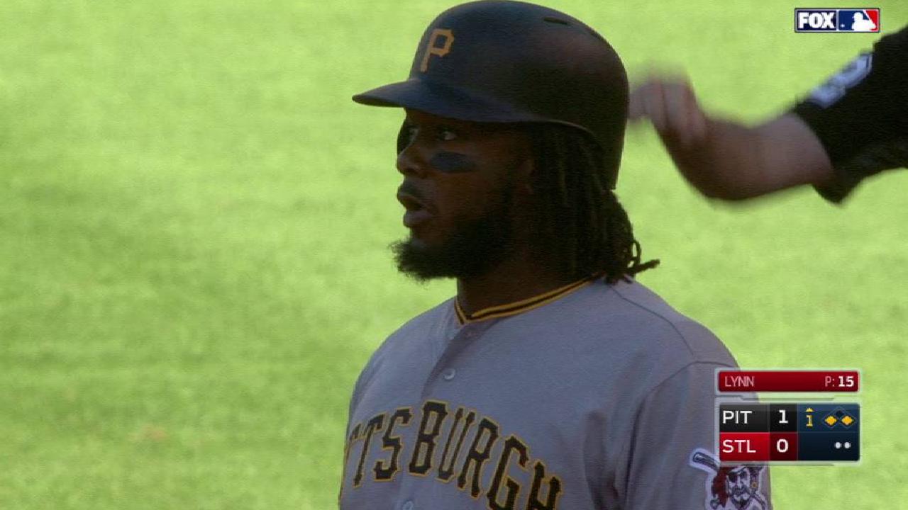 Cole volvió a brillar y los Piratas vencieron a Cardenales