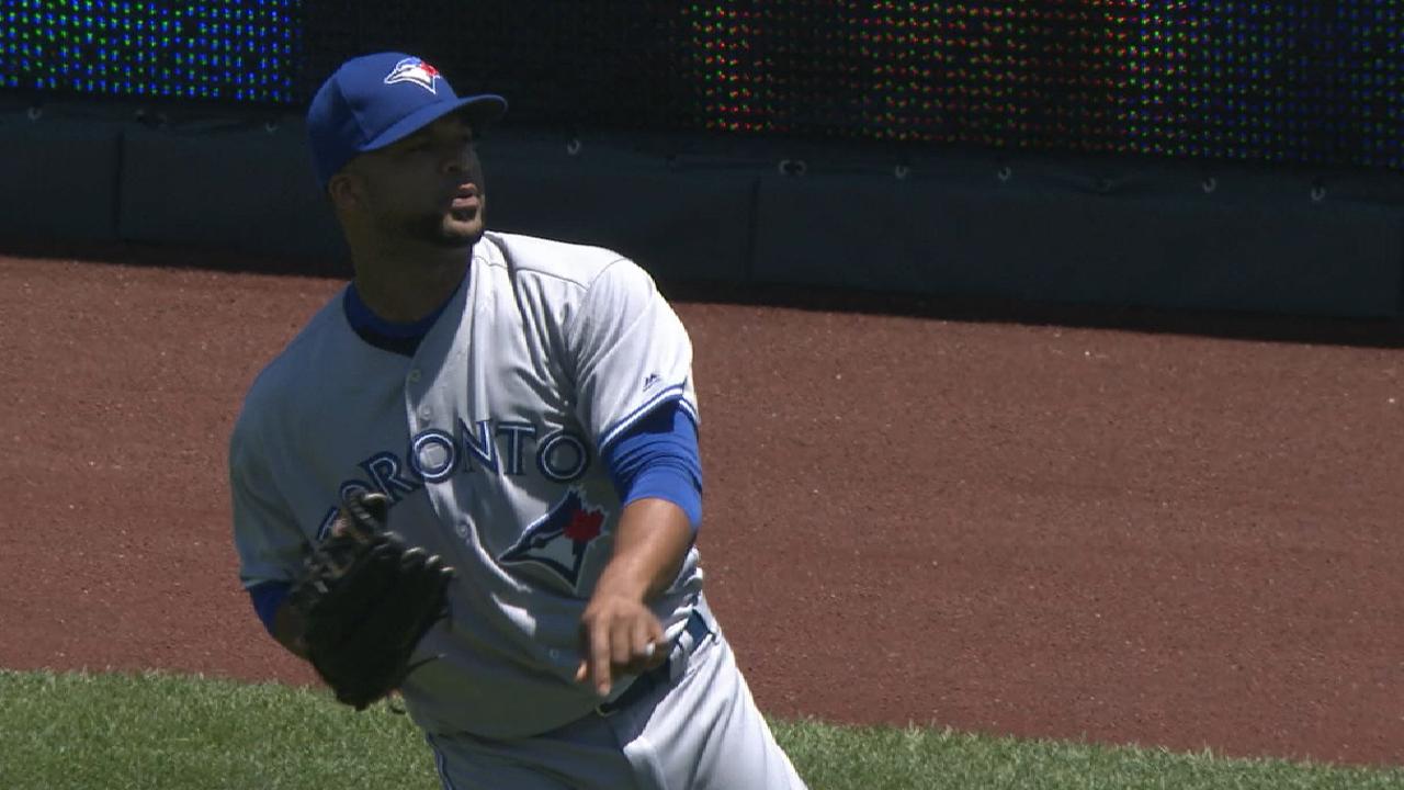 Victoria 100 de Francisco Liriano conduce a los Azulejos sobre los Reales