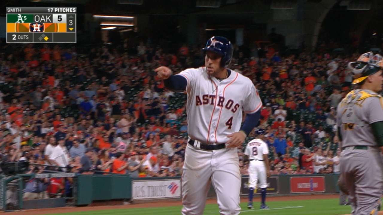 Ataque de Astros se hizo sentir contra Atléticos