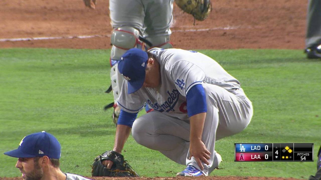Ryu throws sim game, unlikely to return on trip