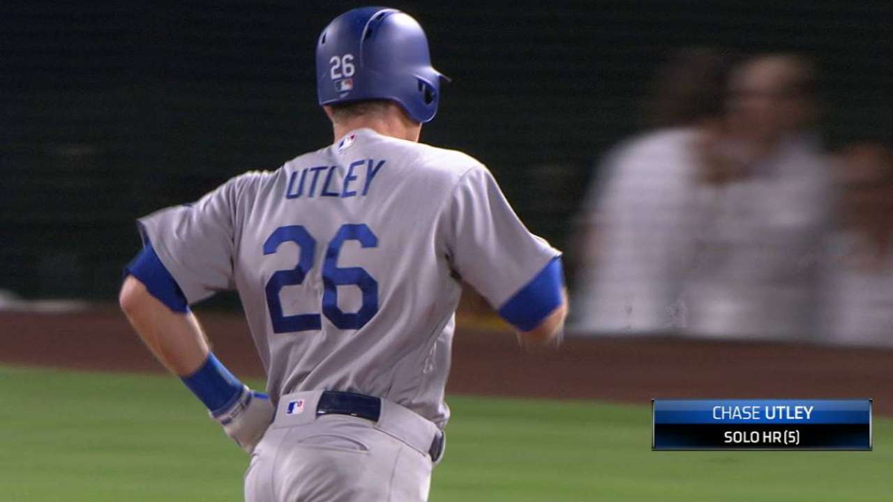 Utley's solo homer to right