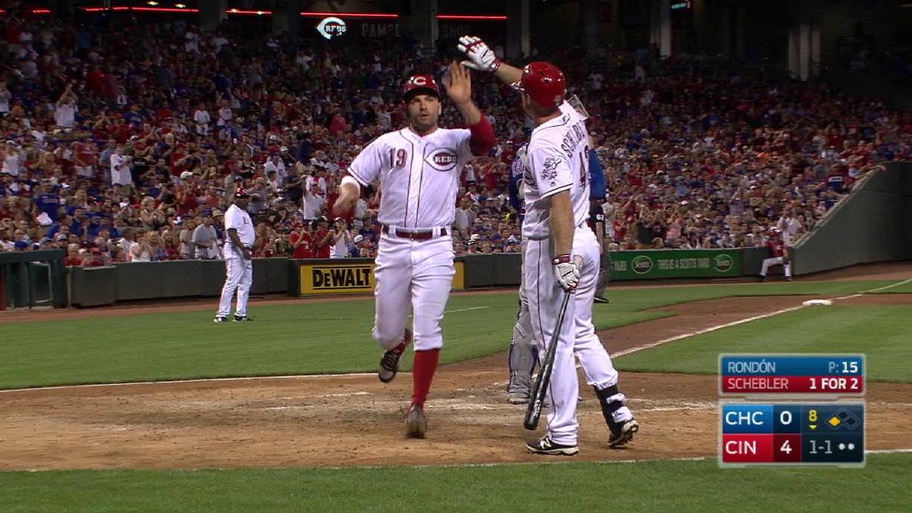 Votto steals and scores