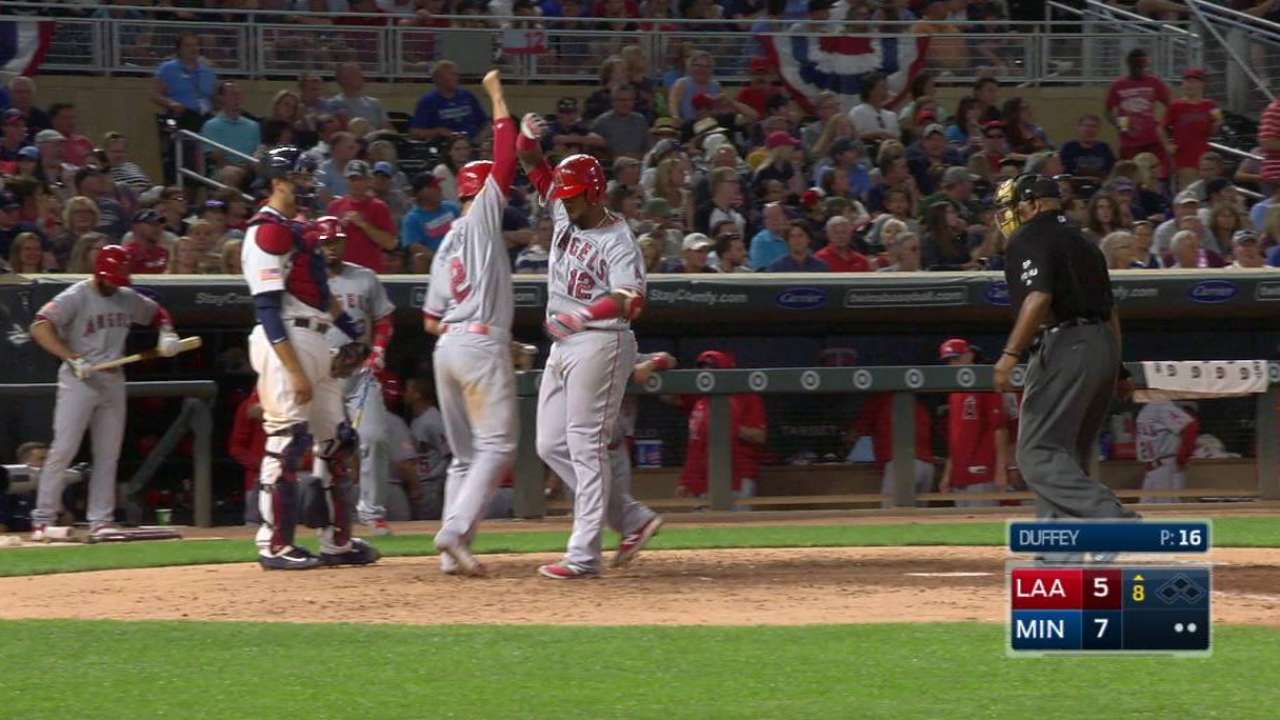 Maldonado's two-run homer
