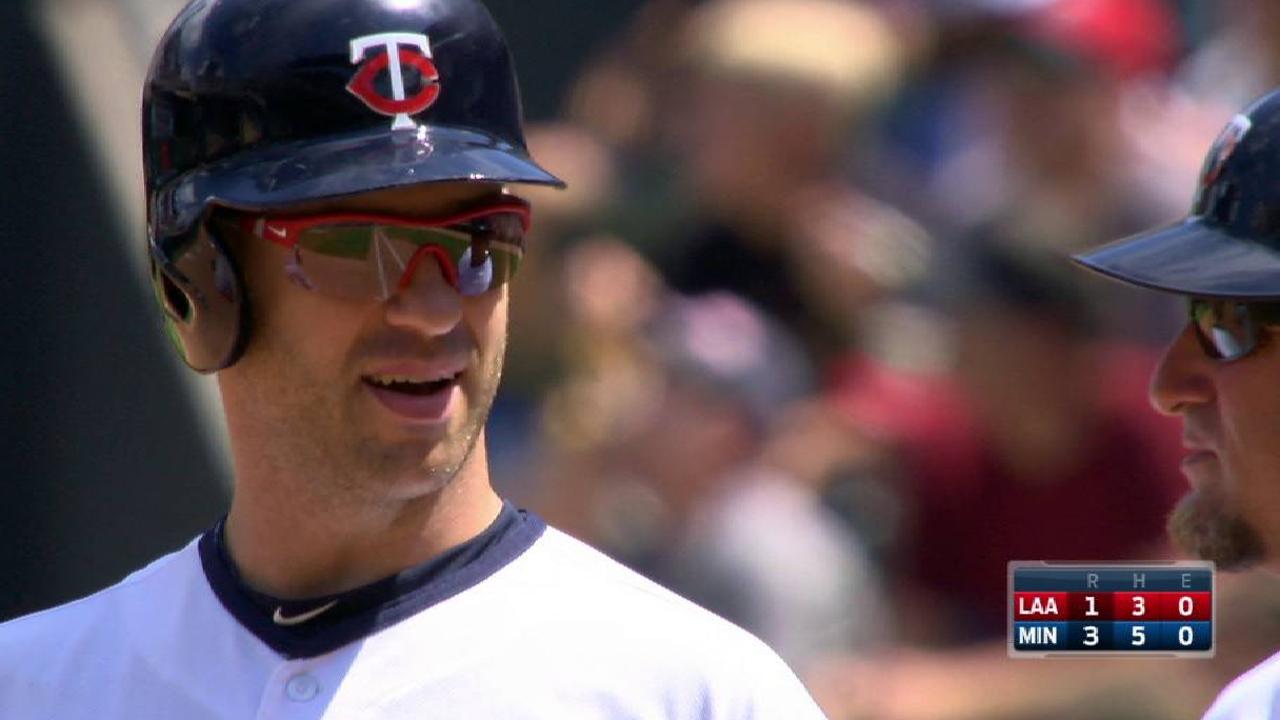 Mauer on track to come off DL on Saturday