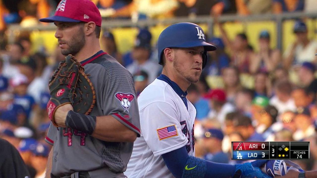 Grandal's RBI single