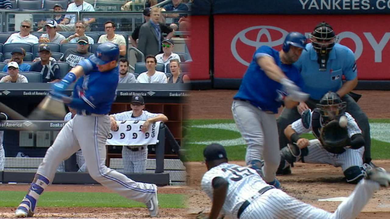 Blue Jays crush four home runs
