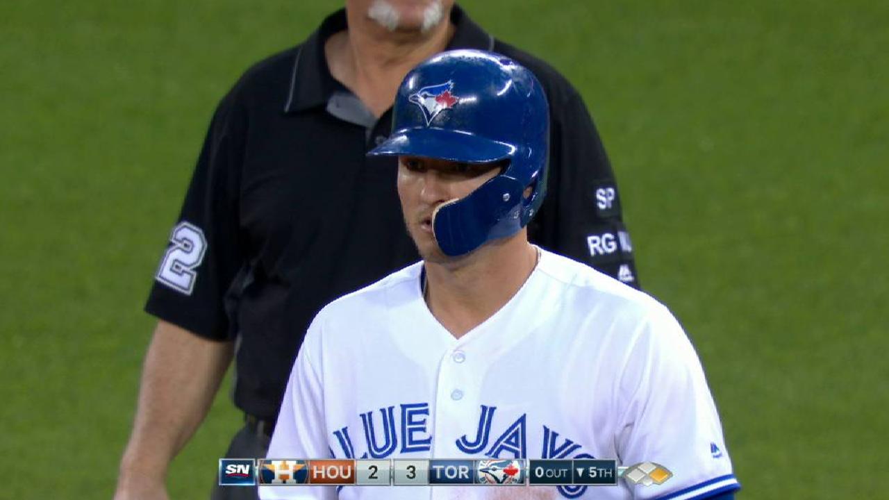 Donaldson's two-run single