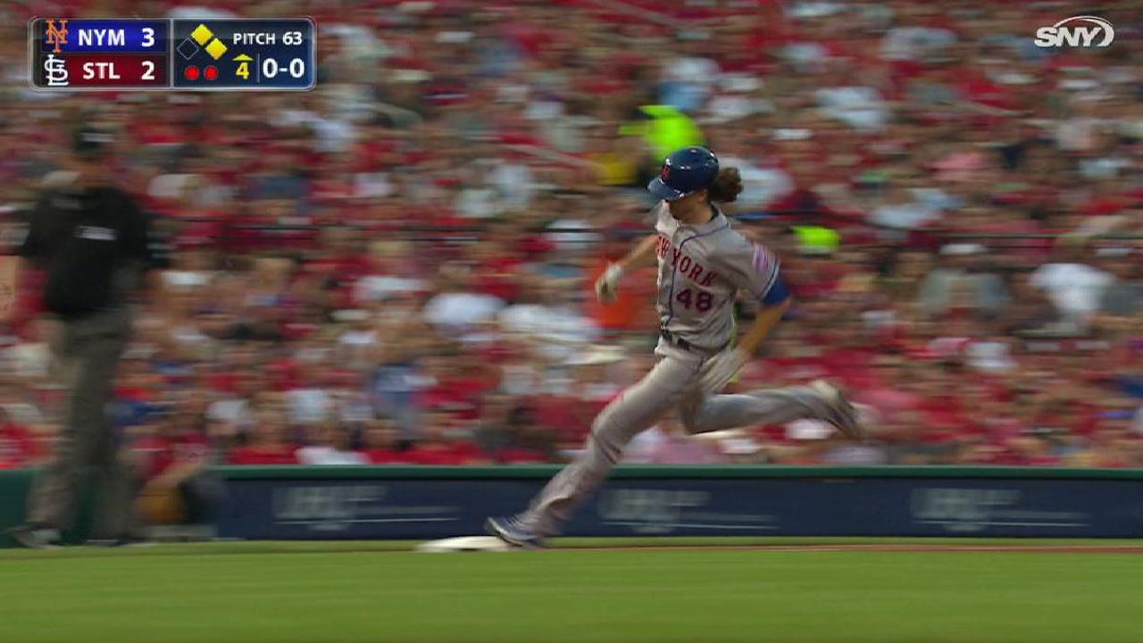 Granderson doubles in deGrom