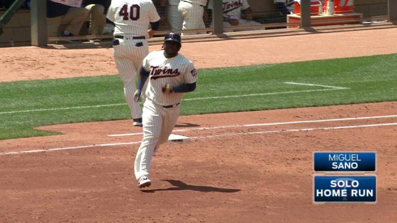 Sano's solo homer