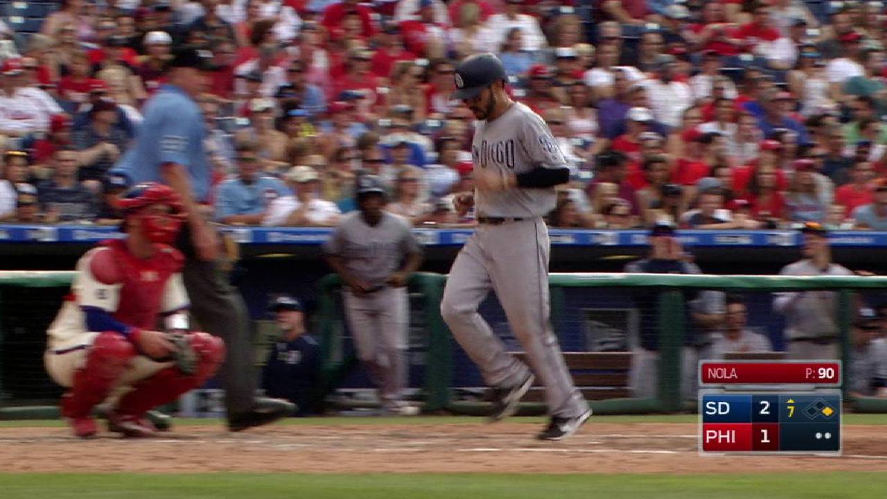 Hedges' go-ahead RBI single