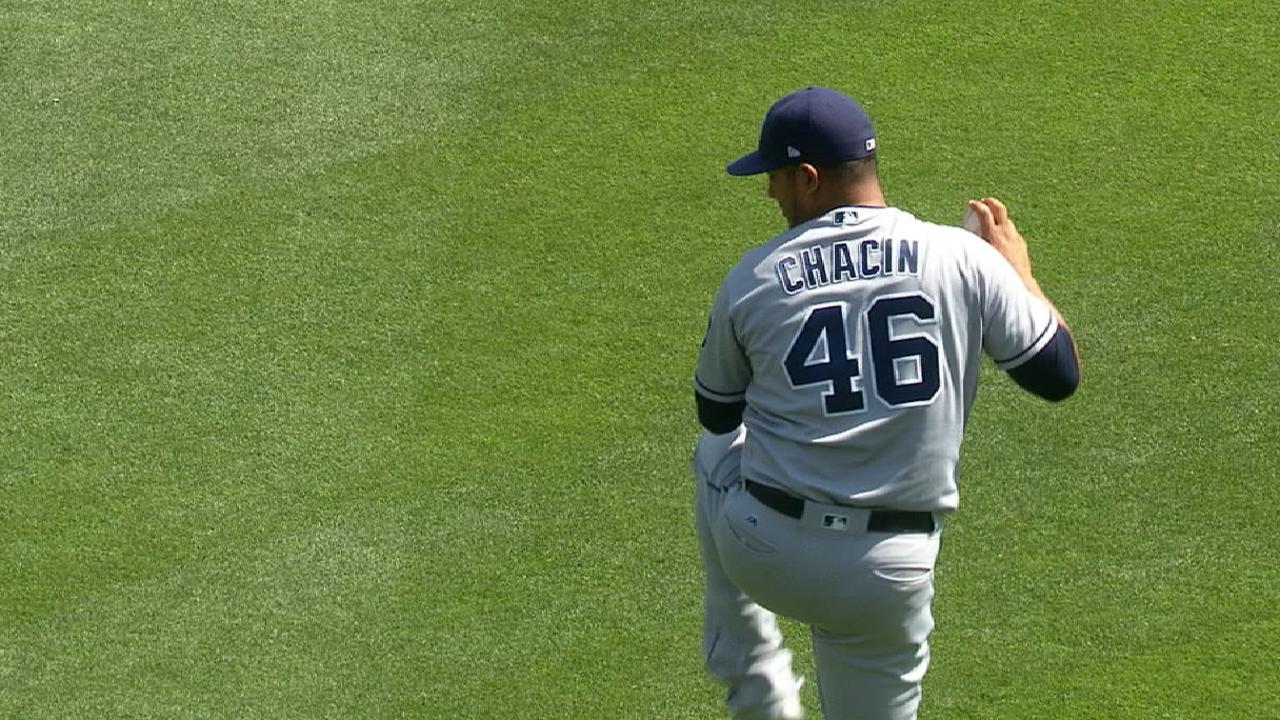 Chacin outduels Nola as Padres beat Phillies